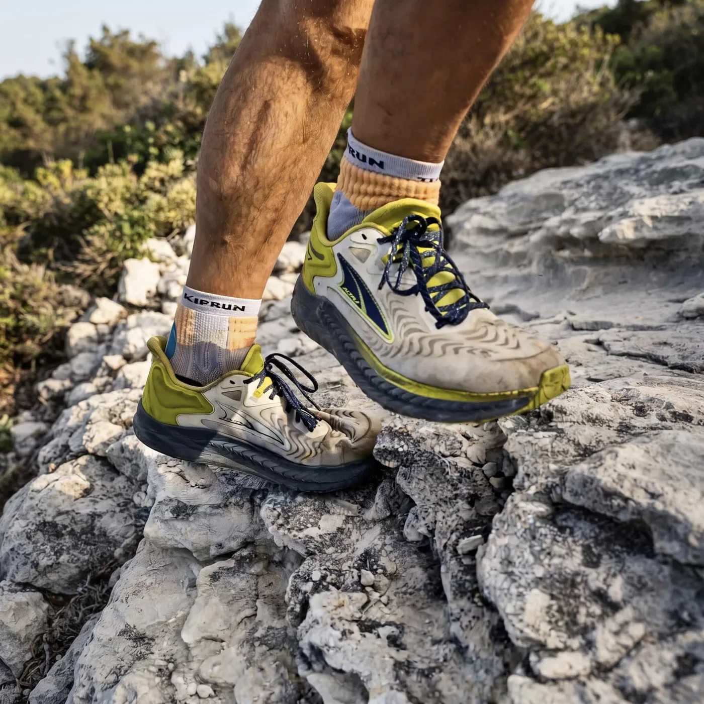 Scarpe da trail su roccia sarda